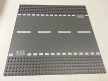 Part 44336px4 - Baseplate, Road 32 x 32 6-Stud Straight with White Dashed Lines and Storm Drain Pattern