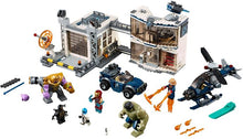 Set 76131 - Avengers Compound Battle - De BrickPlaats
